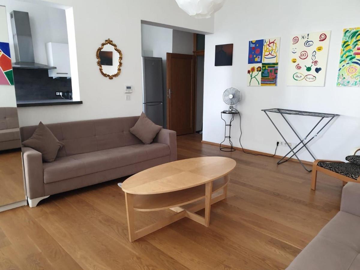 Deluxe Apartment 5P Mm Vienna Exterior photo